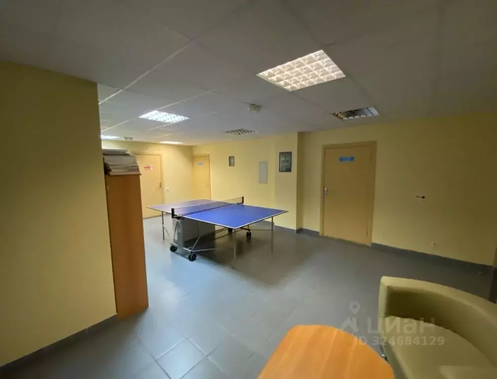 Помещение свободного назначения в Омская область, Омск просп. Карла ... - Фото 1