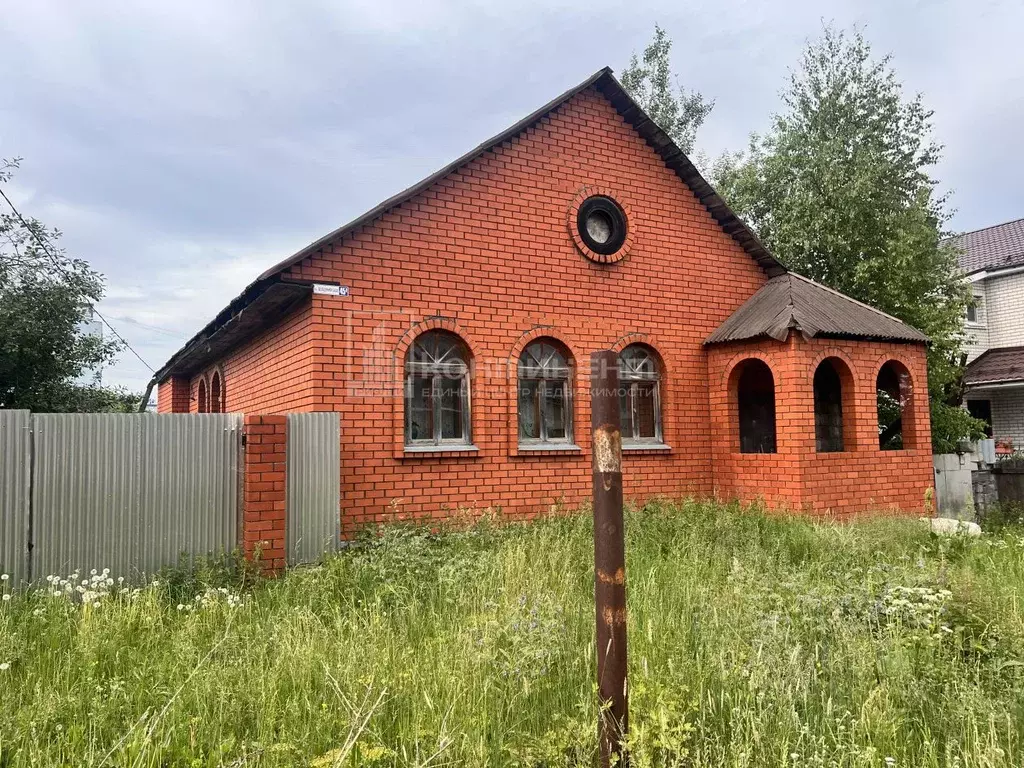 Дом в Владимирская область, Ковров Владимирская ул., 45А (200 м) - Фото 1