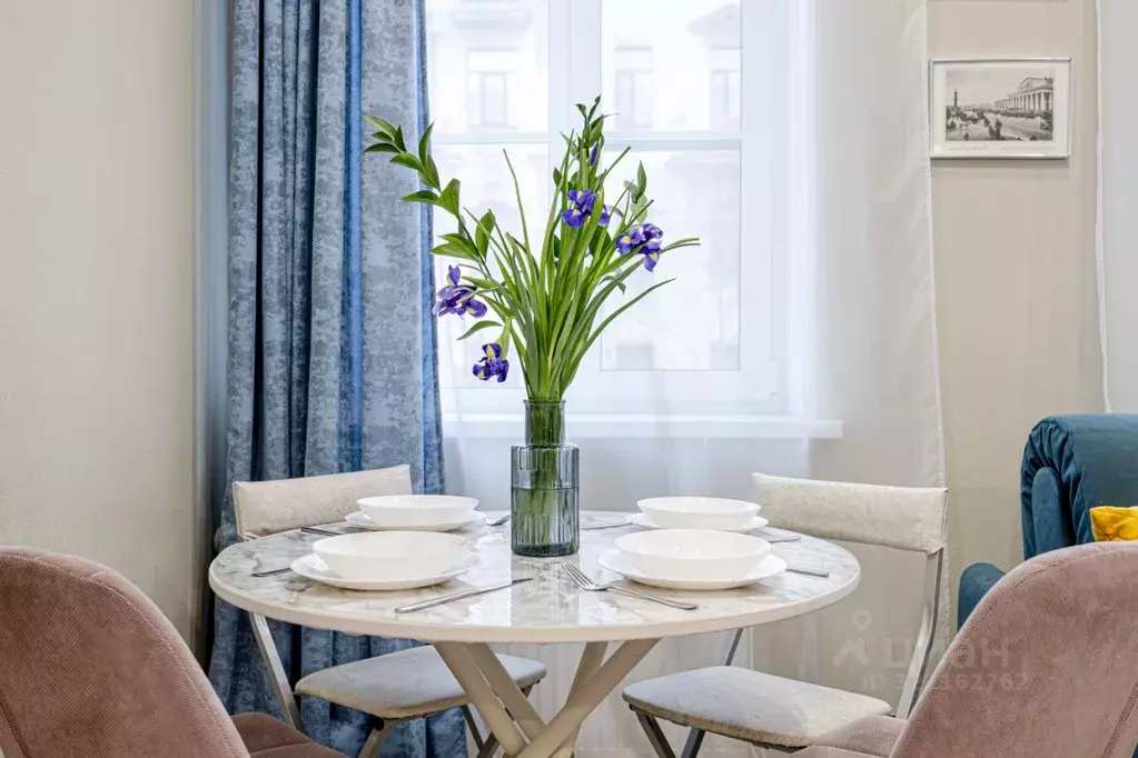 Студия Санкт-Петербург 10-я Васильевского острова линия, 5/37 (20.0 м) - Фото 1