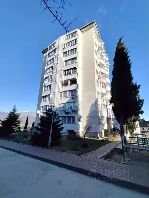 3-к кв. Крым, Алушта ул. Богдана Хмельницкого (65.2 м) - Фото 1