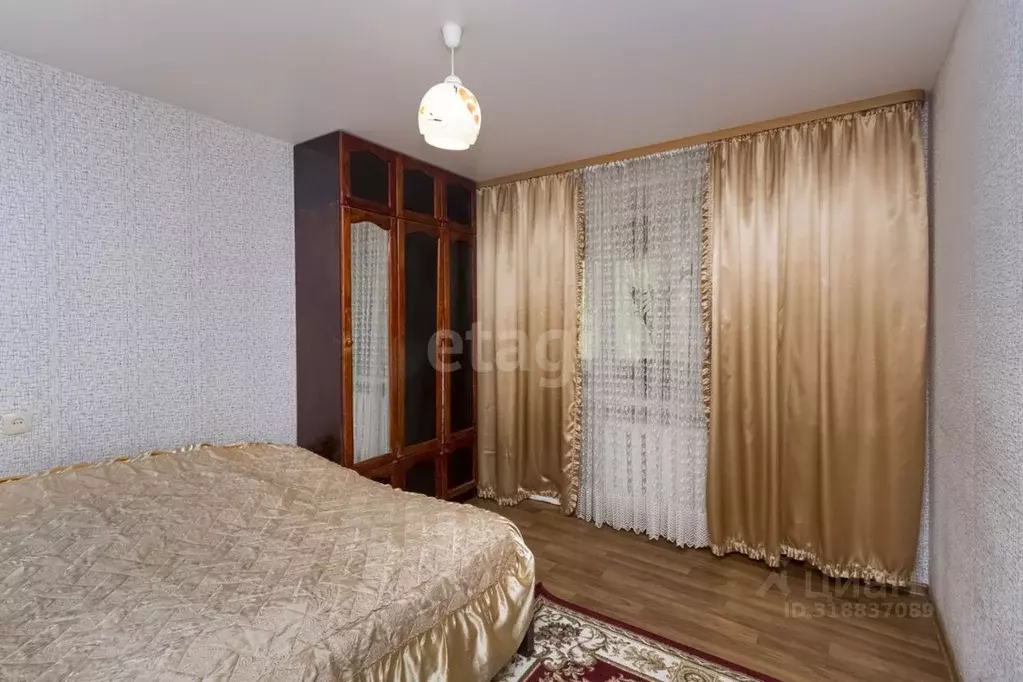 4-к кв. Тюменская область, Тюмень Харьковская ул., 52 (61.0 м) - Фото 0
