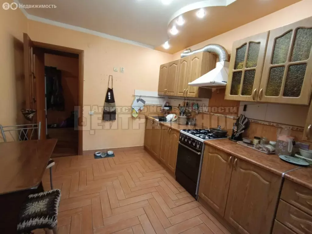 2-комнатная квартира: Смоленск, Пригородная улица, 11А (59 м) - Фото 1