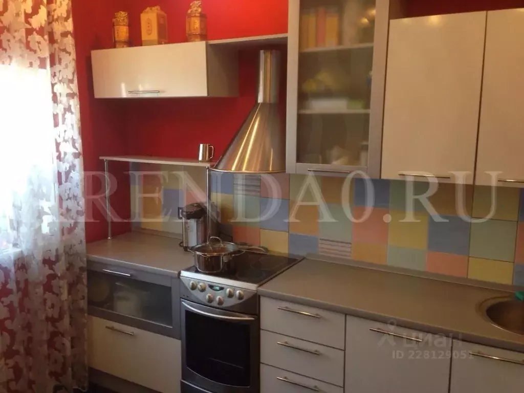 Дом в Новосибирская область, Новосибирск Сухарная ул. (150 м) - Фото 2