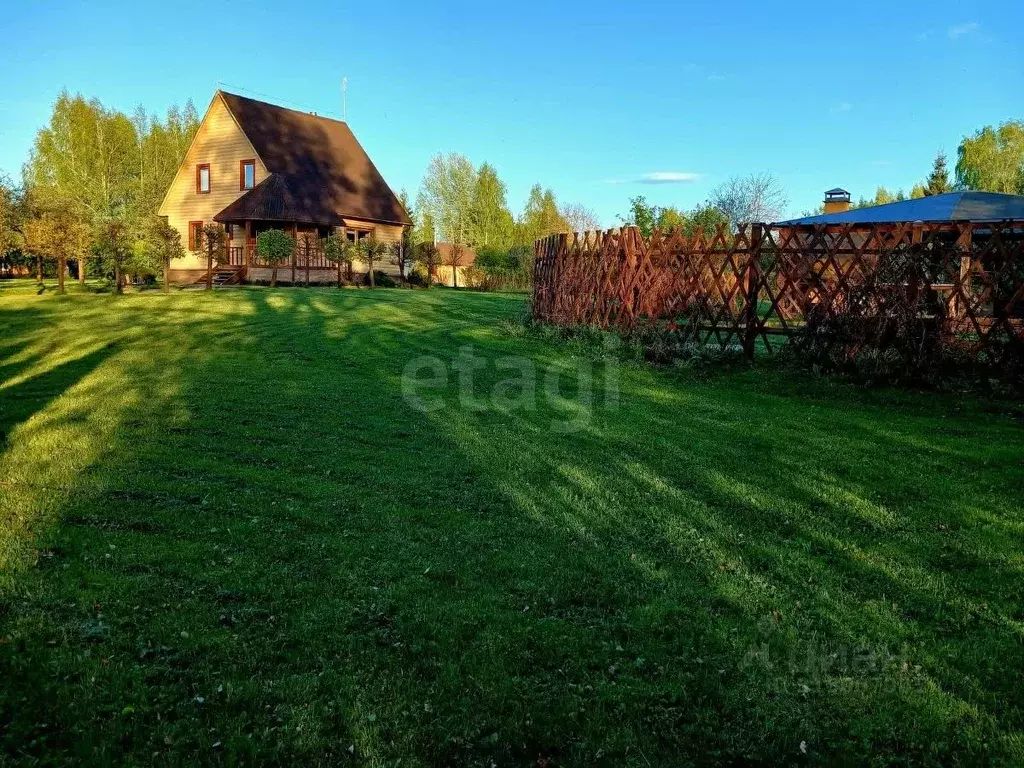 Дом в Псковская область, Пушкиногорье городское поселение, д. Бирюли 4 ... - Фото 1
