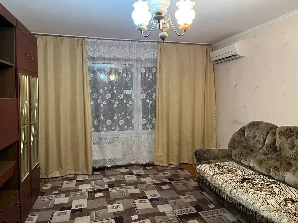 1-к кв. Самарская область, Тольятти ул. Дзержинского, 75 (35.0 м) - Фото 1