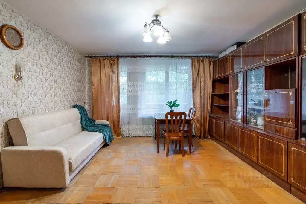 3-к кв. Санкт-Петербург Купчинская ул., 20К3 (57.6 м) - Фото 0