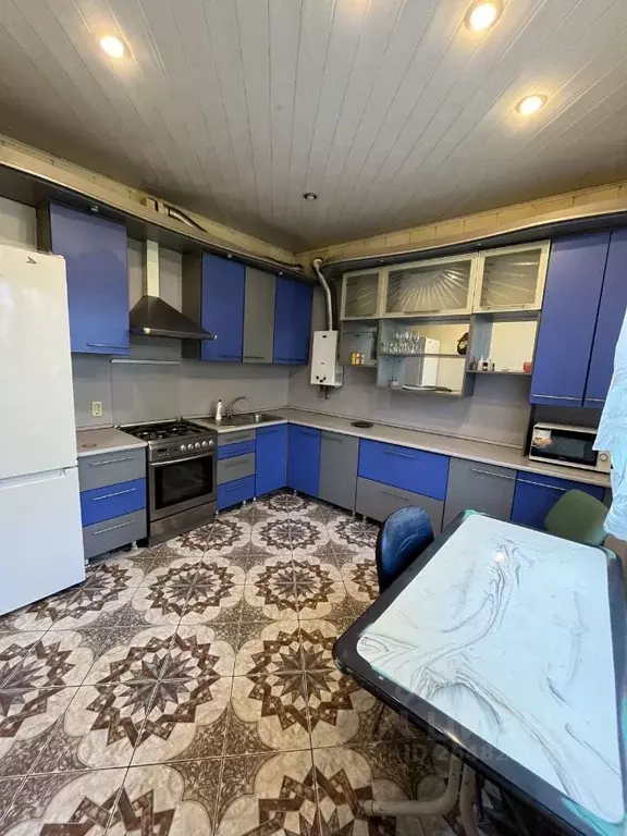 Коттедж в Астраханская область, Астрахань Сосновая ул. (350 м) - Фото 1