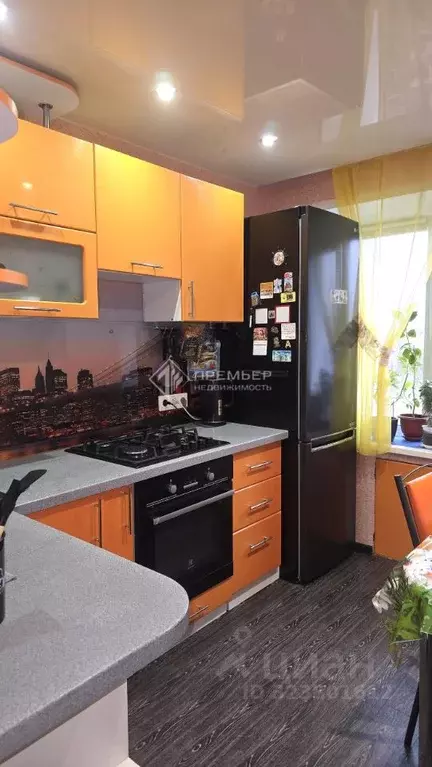 3-к кв. Кировская область, Киров ул. Сурикова, 20 (61.0 м) - Фото 1