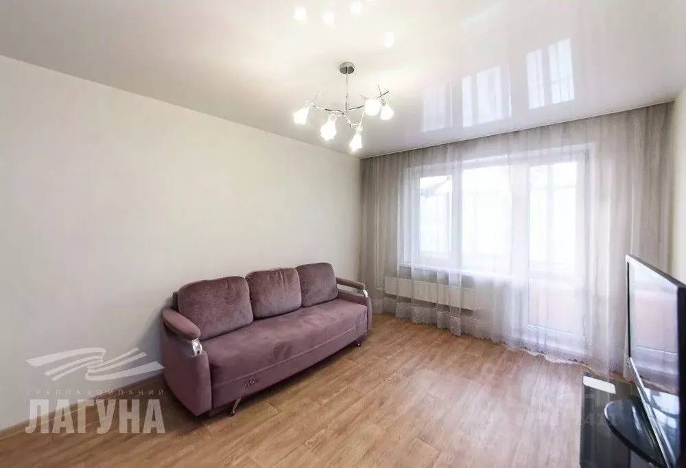 2-к кв. Томская область, Томск ул. Лебедева, 39 (54.0 м) - Фото 1