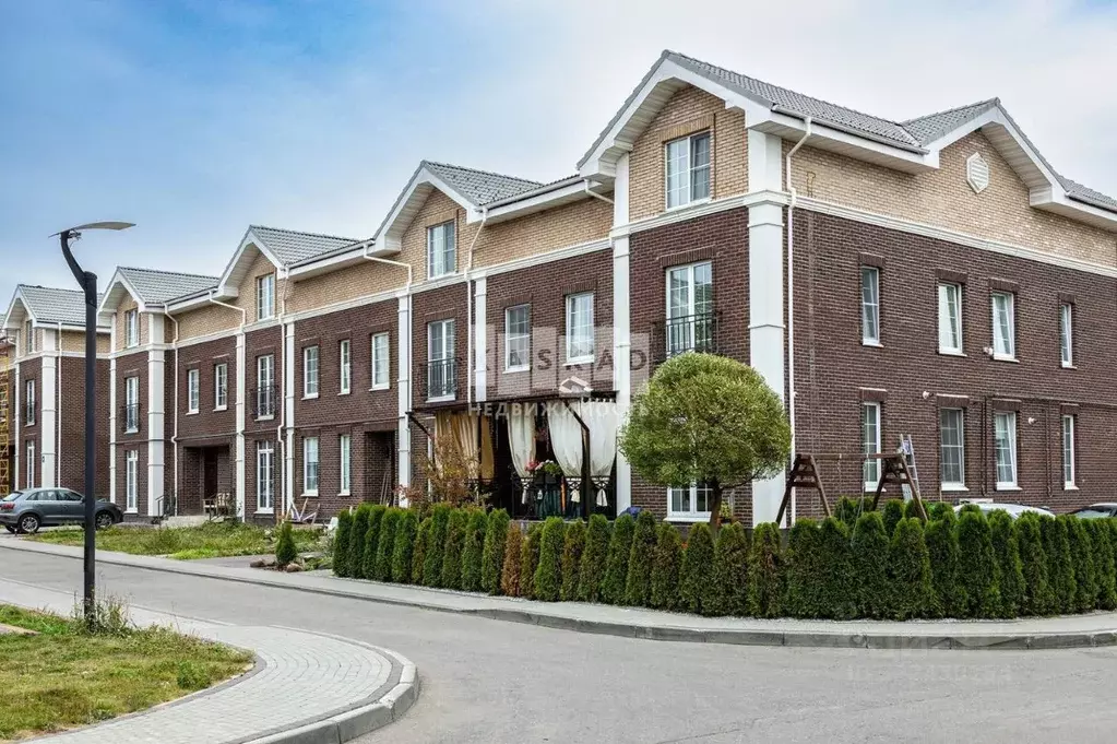 Таунхаус в Московская область, Подольск городской округ, д. Бережки ... - Фото 1