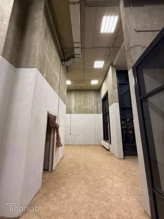 Помещение свободного назначения в Санкт-Петербург просп. Героев, 35 ... - Фото 1