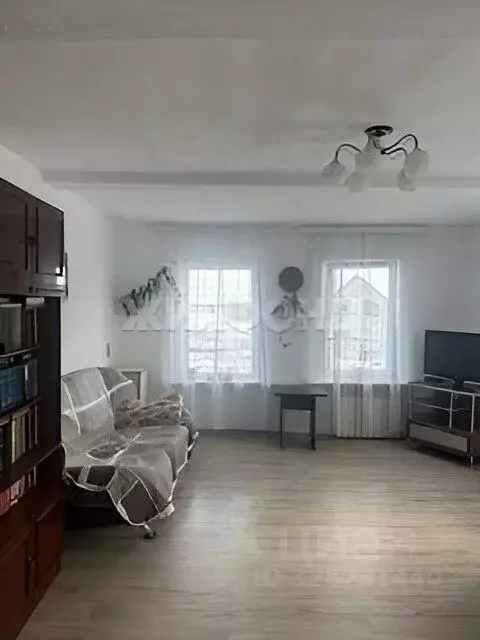 Дом в Новосибирская область, Колывань рп ул. Карла Маркса (100 м) - Фото 2