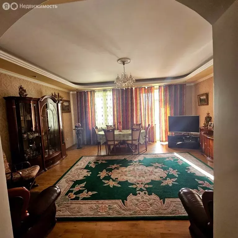 3-комнатная квартира: Новокузнецк, улица Тольятти, 78 (145.5 м) - Фото 2