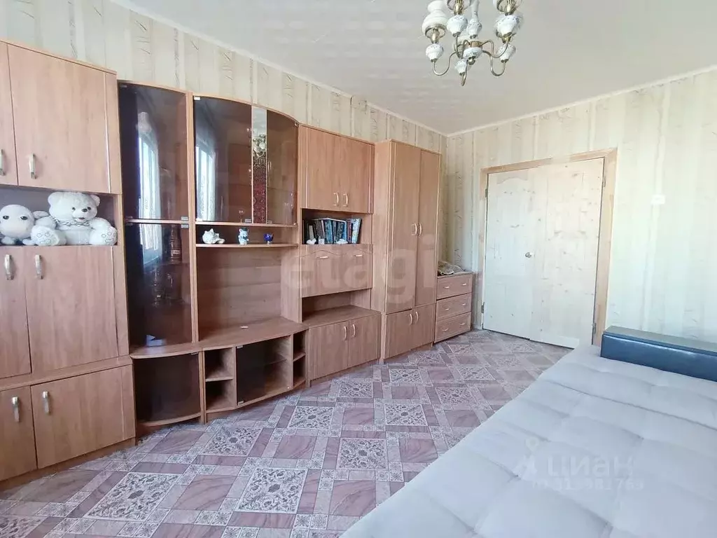 3-к кв. Смоленская область, Вязьма Полевая ул., 3К2 (63.8 м) - Фото 0