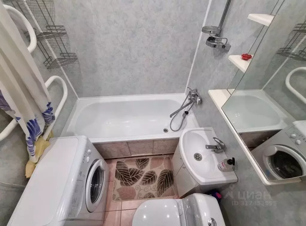 2-к кв. Кировская область, Киров ул. Пугачева, 12 (45.5 м) - Фото 1