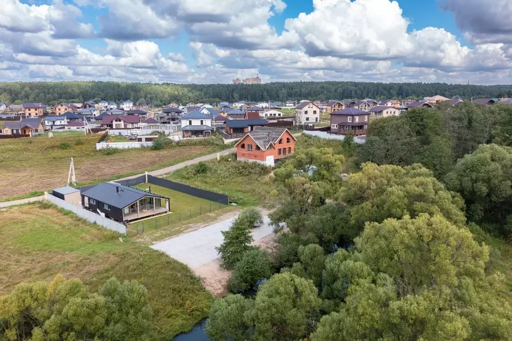 Участок в Московская область, Домодедово городской округ, д. Овчинки ... - Фото 1