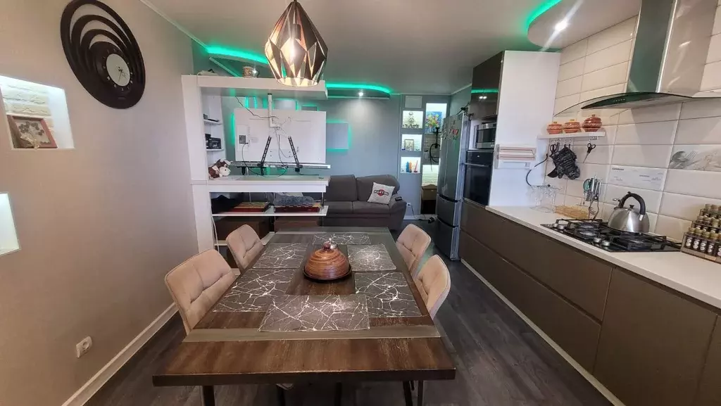 Продаётся 2-к квартира, 64 м - Фото 1