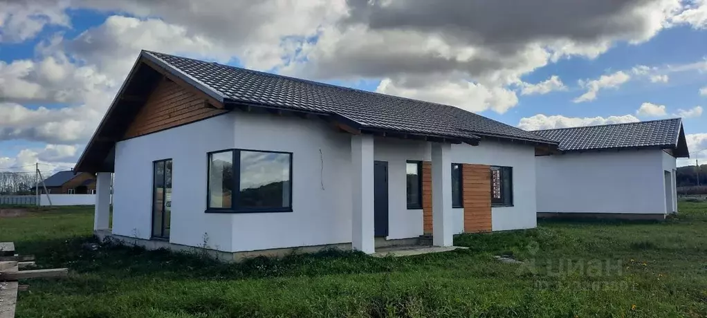 Коттедж в Башкортостан, Уфимский район, Дмитриевский сельсовет, д. ... - Фото 1