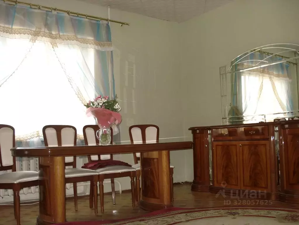 Коттедж в Санкт-Петербург, Санкт-Петербург, Петергоф ул. Беловой (260 ... - Фото 1