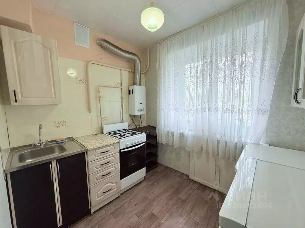 3-к кв. Ярославская область, Ярославль ул. Нефтяников, 15 (53.0 м) - Фото 1