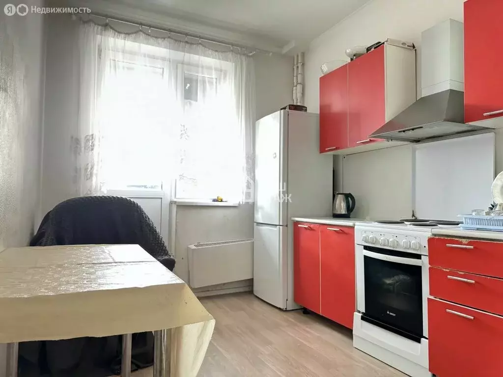 2-комнатная квартира: посёлок городского типа Боброво, Лесная улица, ... - Фото 0