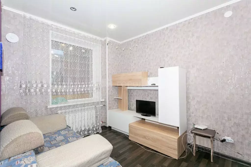 Студия Новосибирская область, Новосибирск Дивногорский мкр, ул. ... - Фото 1