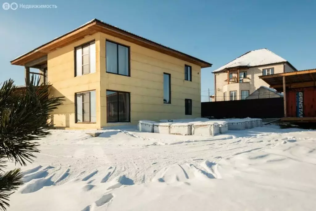 Дом в село Мамоны, 1-й Кленовый переулок, 10 (215 м) - Фото 1