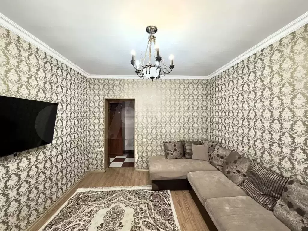 2-к. квартира, 60 м, 7/7 эт. - Фото 1