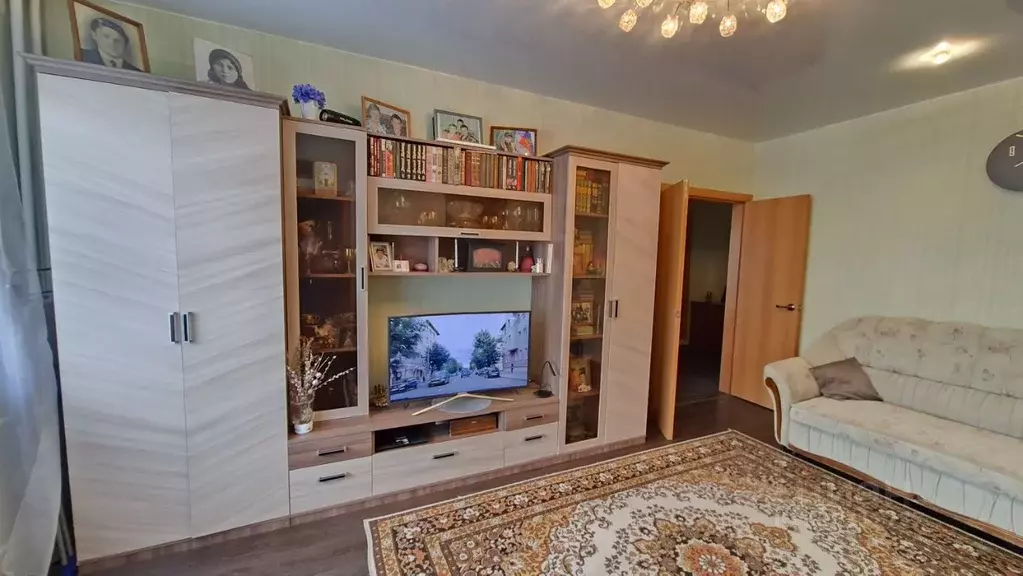 2-к кв. Омская область, Омск ул. Завертяева, 9к6 (56.5 м) - Фото 2