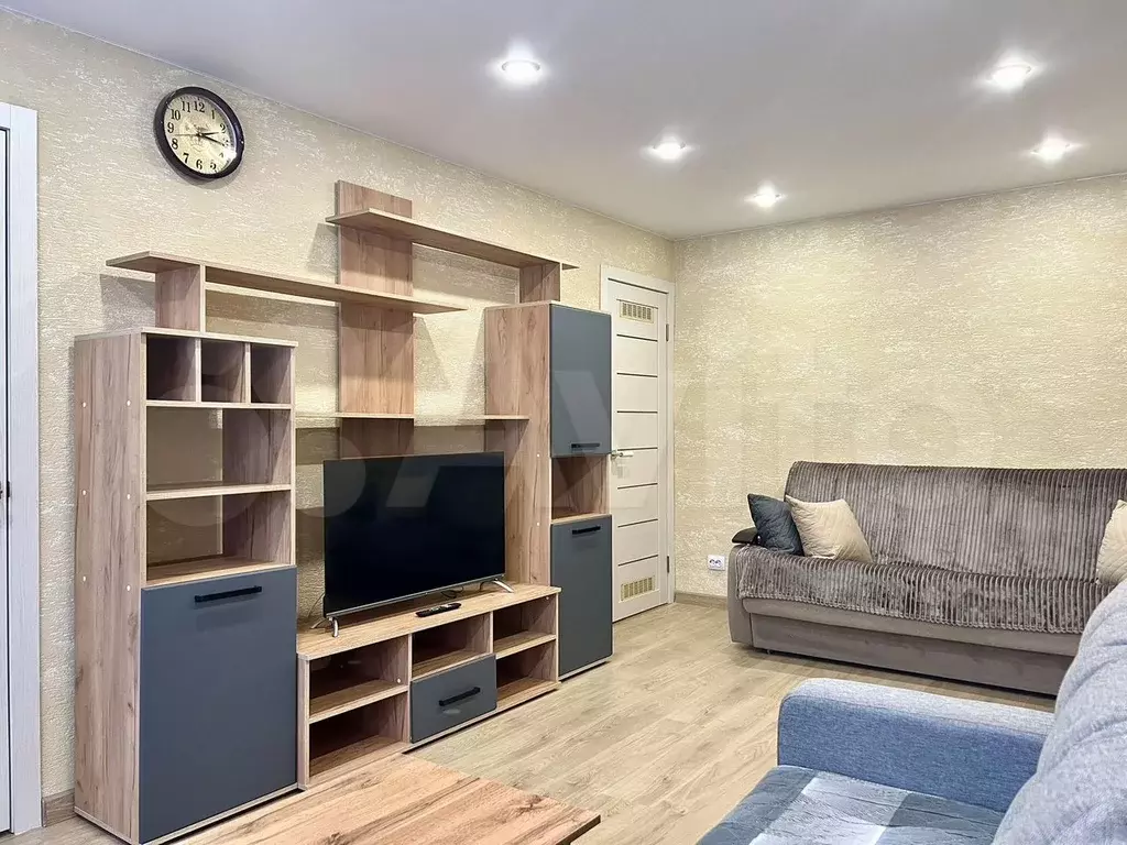 2-к. квартира, 45 м, 2/5 эт. - Фото 1