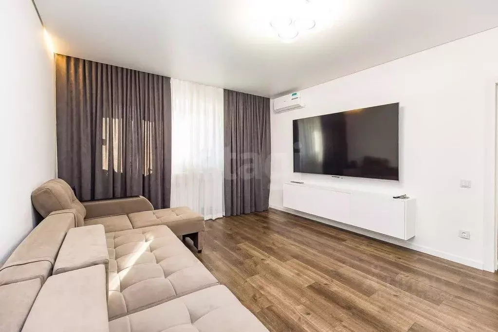 2-к кв. Амурская область, Благовещенск ул. Пушкина, 66 (59.5 м) - Фото 1