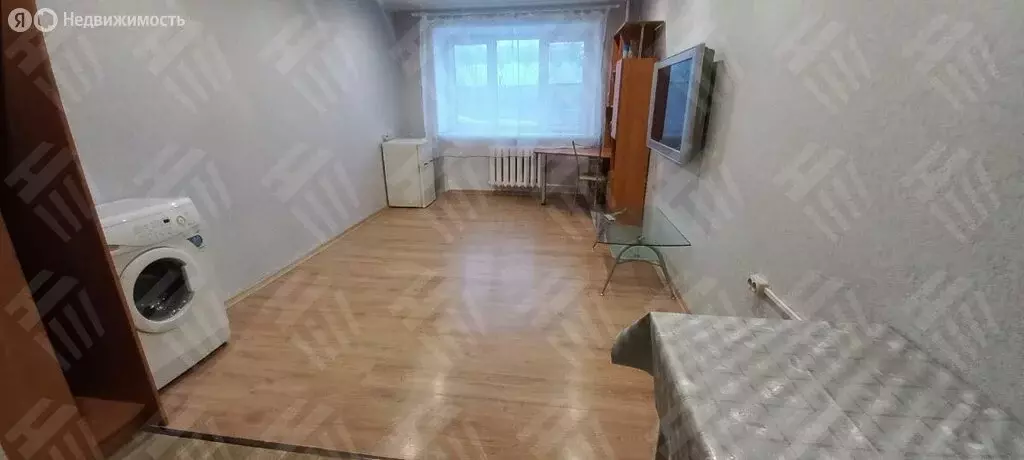 1к в 10-комнатной квартире (18.6 м) - Фото 1