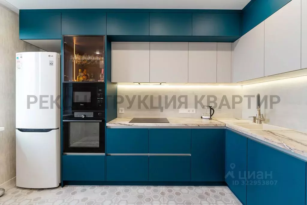 3-к кв. Омская область, Омск ул. 70 лет Октября, 3Б (75.1 м) - Фото 2