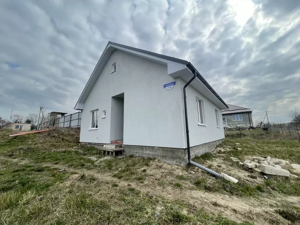 Дом в Калининградская область, Гвардейск ул. Суворова, 16 (100 м) - Фото 0