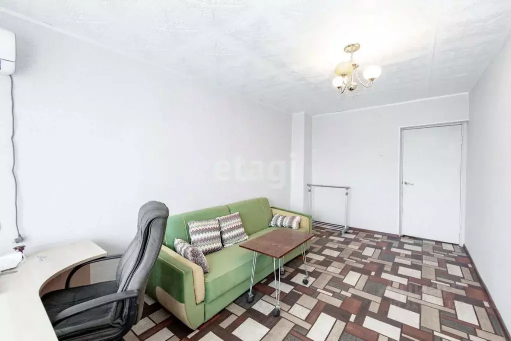 1-к кв. Хабаровский край, Комсомольск-на-Амуре ул. Калинина, 35 (32.6 ... - Фото 1