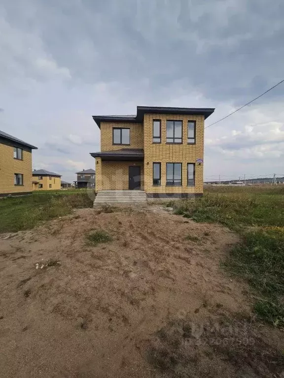 Дом в Башкортостан, Уфимский район, Дмитриевский сельсовет, д. ... - Фото 1