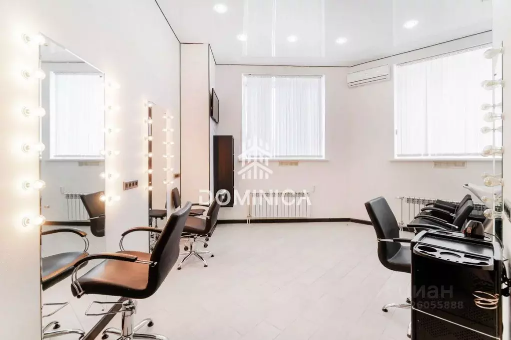 Помещение свободного назначения в Омская область, Омск ул. Красный ... - Фото 1