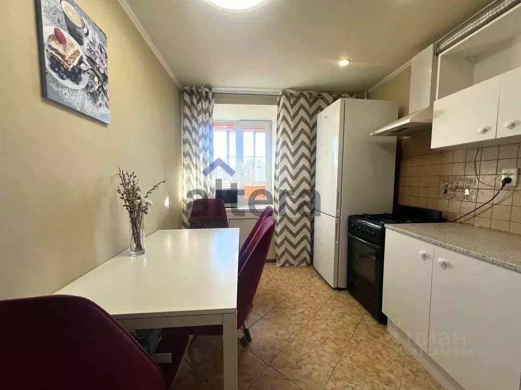 2-к кв. Татарстан, Казань ул. Халезова, 34 (58.0 м) - Фото 0