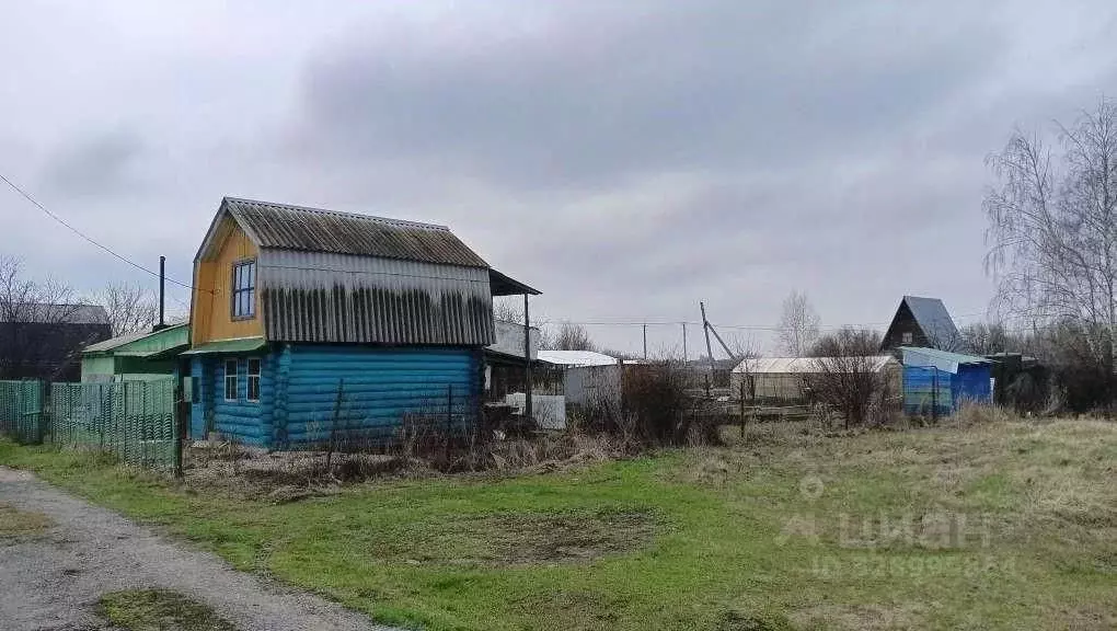 Дом в Самарская область, Ставропольский район, Верхнее Санчелеево ... - Фото 1