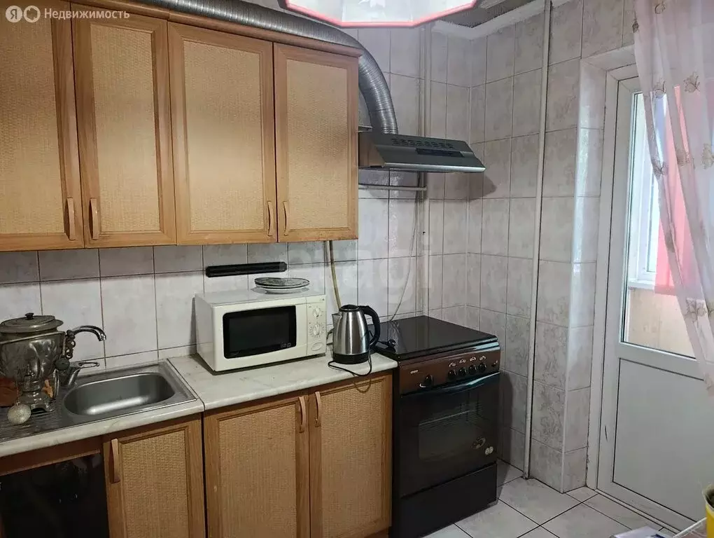 3-комнатная квартира: Славянск-на-Кубани, улица Лермонтова, 274 (62.2 ... - Фото 1