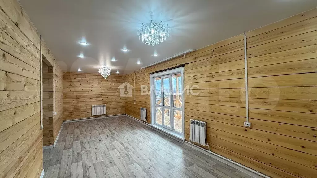 Дом 180 м на участке 6 сот. - Фото 0