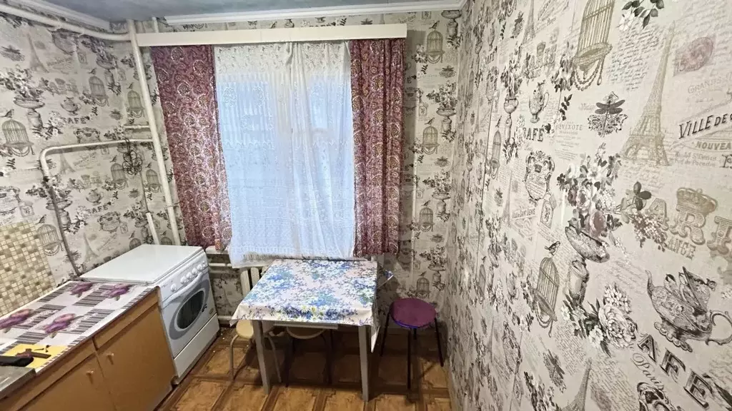 2-к кв. Псковская область, Печоры Заводская ул., 2б (42.1 м) - Фото 1