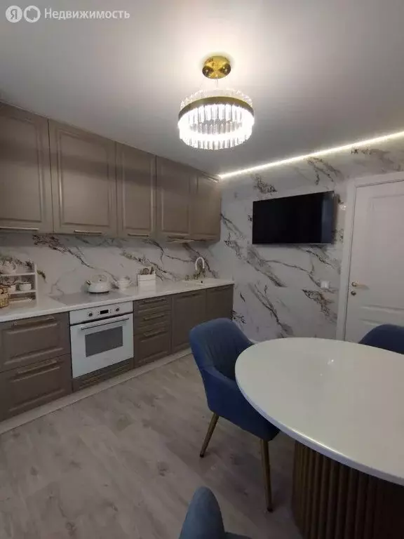 2-комнатная квартира: Уфа, улица Воинов-Интернационалистов, 5 (47 м) - Фото 1