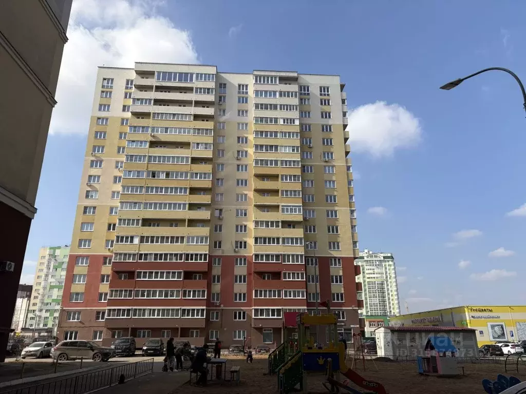 3-к кв. Ивановская область, Иваново Дюковская ул., 27А (80.9 м) - Фото 0