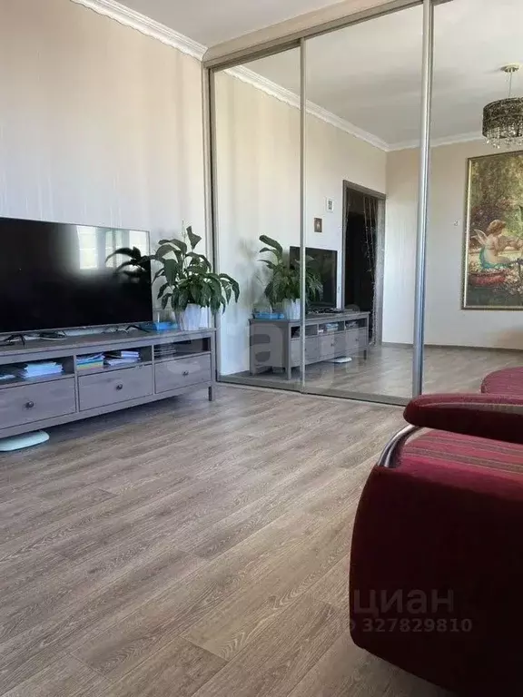 3-к кв. Новосибирская область, Новосибирск ул. Вавилова, 3 (81.0 м) - Фото 1