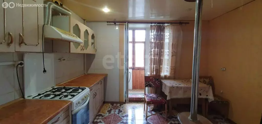 3-комнатная квартира: Феодосия, Украинская улица, 46 (64.3 м) - Фото 2