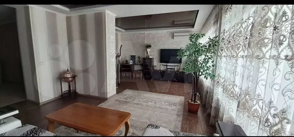 5-к кв. Крым, Сакский район, с. Ромашкино ул. Интернациональная (110.5 ... - Фото 0