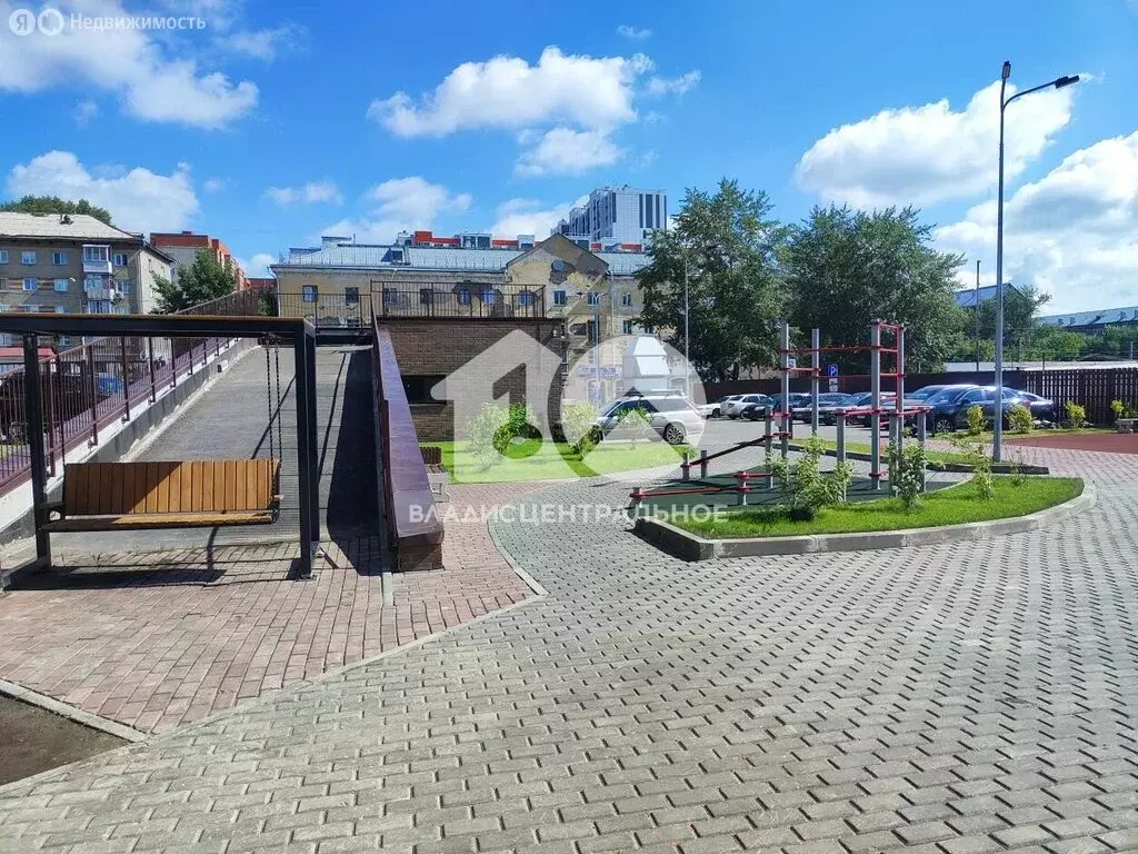 3-комнатная квартира: Новосибирск, улица Кирова, 276 (67.6 м) - Фото 1
