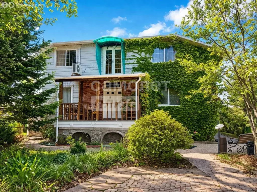 Дом в Владивосток, улица Академика Комарова, 17 (274 м) - Фото 1