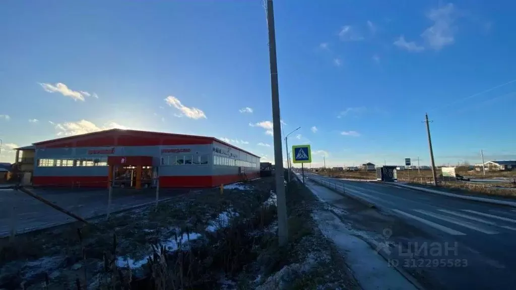 Торговая площадь в Новгородская область, Новгородский район, Савинское ... - Фото 2